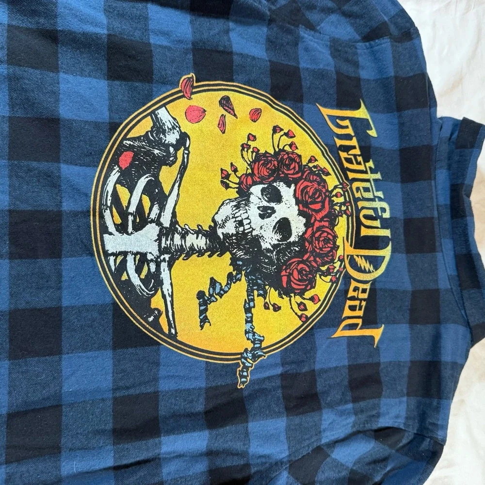 Grateful Dead Blue Plaid Flannel Shirt Skeleton Roses Graphic Womens Medium NWT - Picture 10 of 16